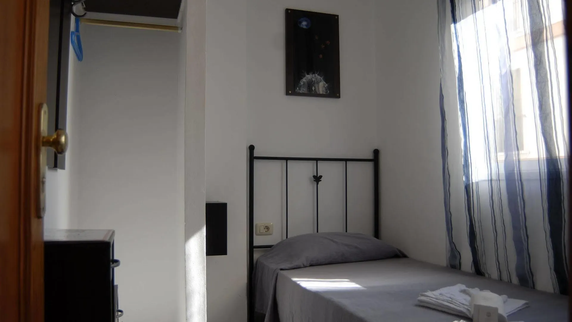 Pension Casa Blanca Los Cristianos  İspanya
